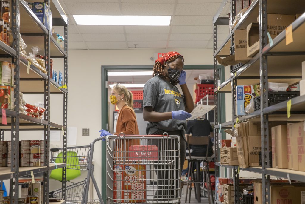 Students choose groceries at Tiger Pantry